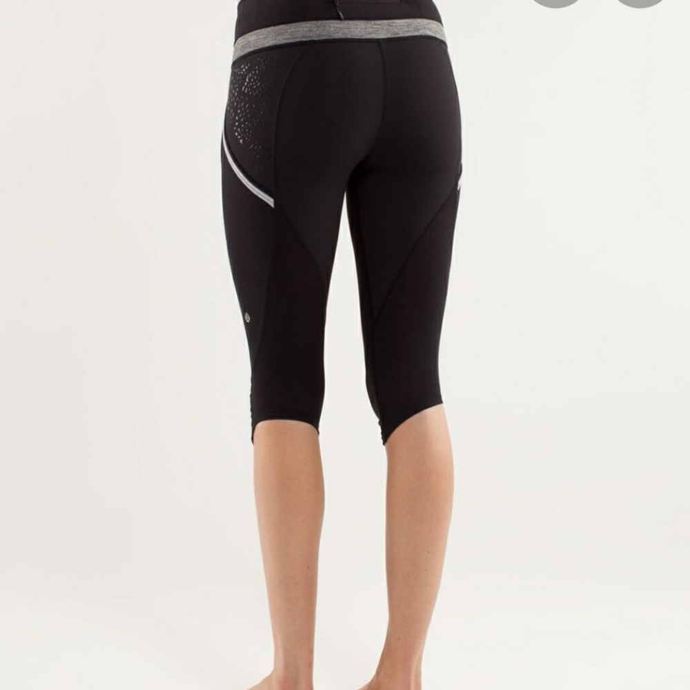 Lululemon run a marathon cropped tights, black.